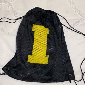 Iowa Hawkeye mesh drawstring bag